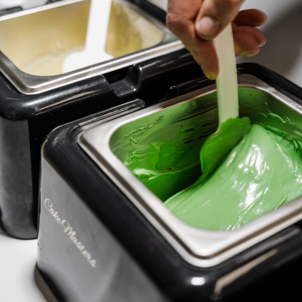 Nahaufnahme einer grünen Schokolade